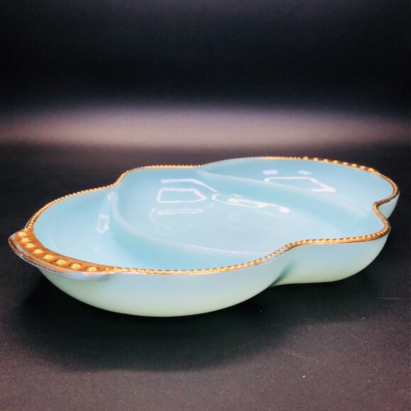 Vintage FIRE KING Delphite Blue Milk Glass Relish Divided Dish Serveware - Picture 4 of 12